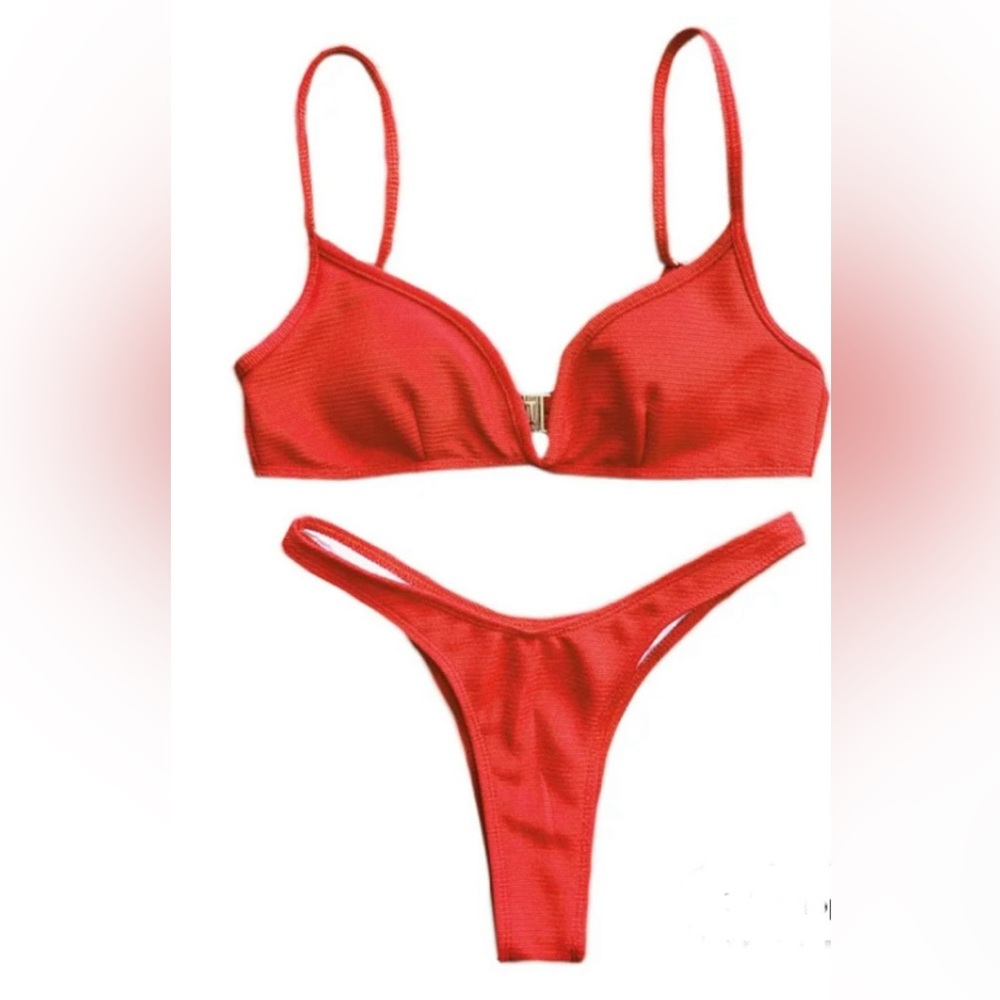 ZAFUL Women's V-Neck Padded Wire Free Ribbed Two Piece Swimsuit Size 6 Burgundy